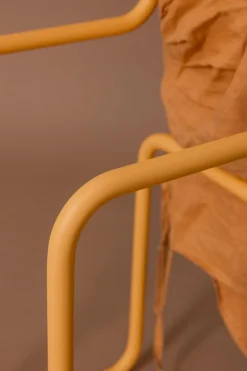 Metallbude Herrendiener James