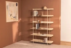 Metallbude Regal Tharon