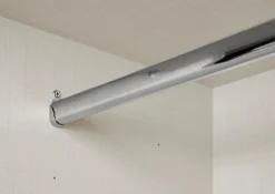 Outlet Staud Schwebetürenschrank Includo-Glas 298 x 222 cm Hellgrau