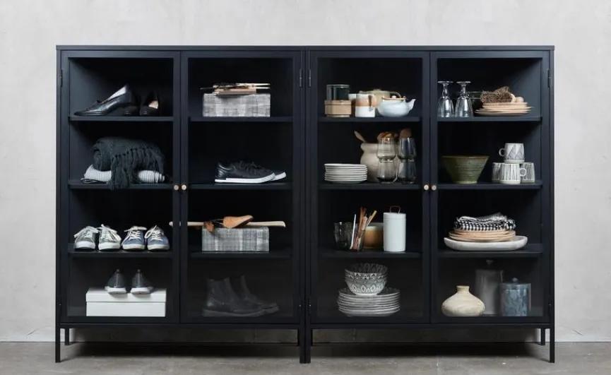 Outlet Vitrine Carmel Schwarz